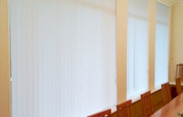 Вертикальные жалюзи в кабинет